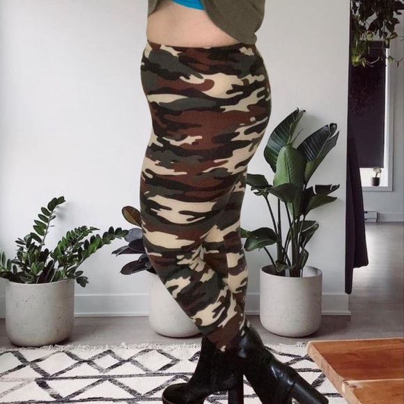 Retro Camo Patterned Y2K Leggings Alt Goth One Size Fits All - Picture 3 of 9